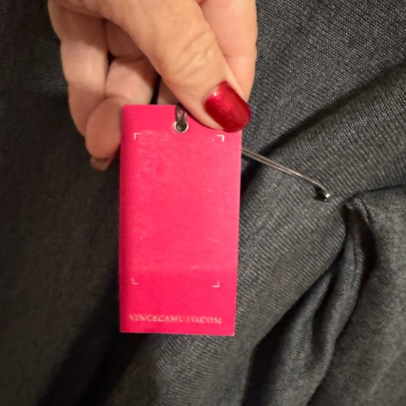 NWT Vince Camuto Gorgeous Gray V-Neck Sweater with Silver Accents   SMALL   #U - Picture 8 of 8